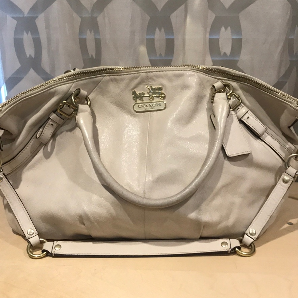 Coach cream colored leather handbag